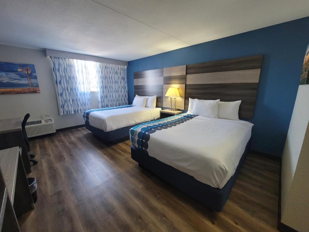 מלון Wingate By Wyndham Wichita Airport מראה חיצוני תמונה