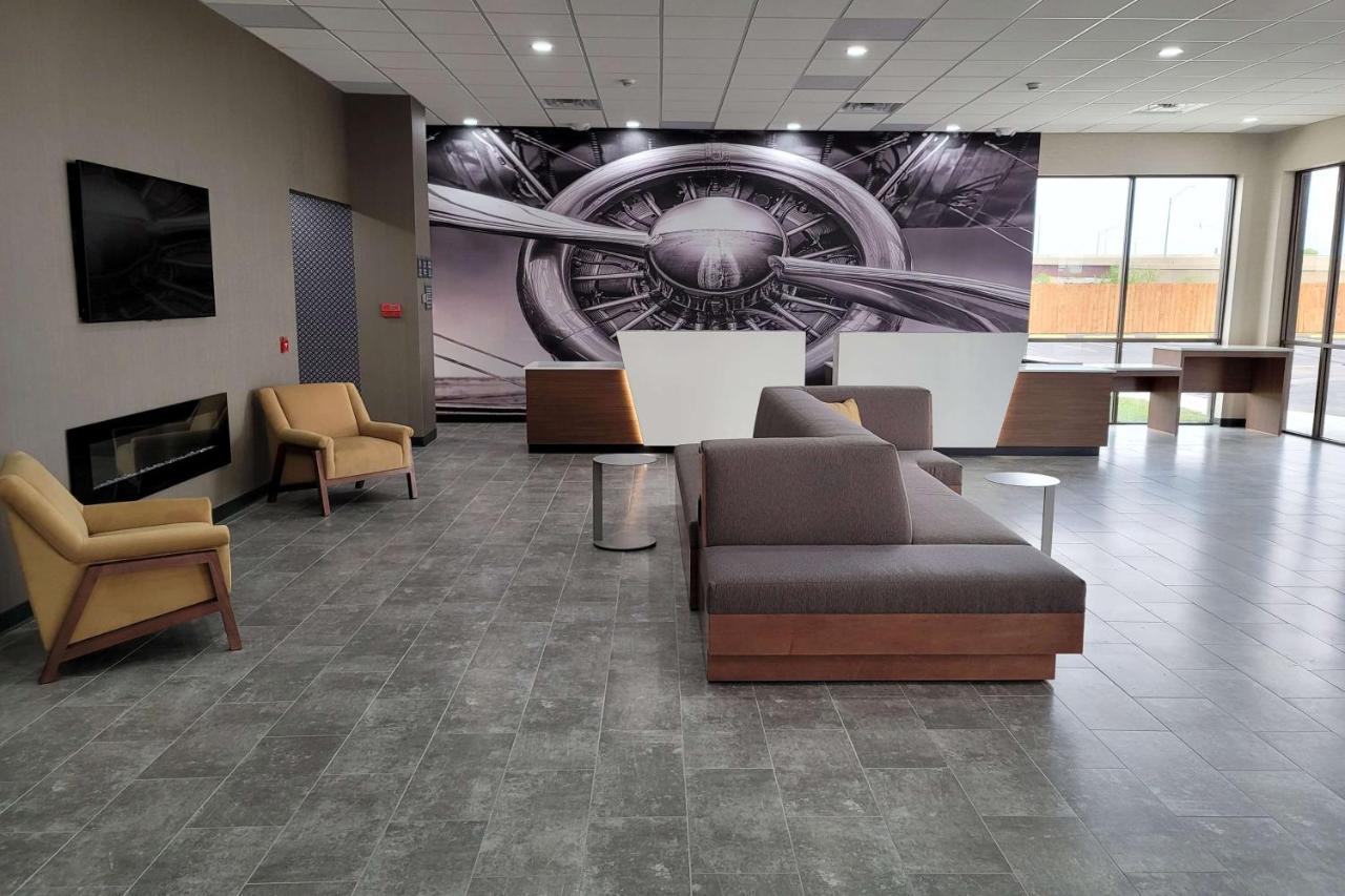 מלון Wingate By Wyndham Wichita Airport מראה חיצוני תמונה