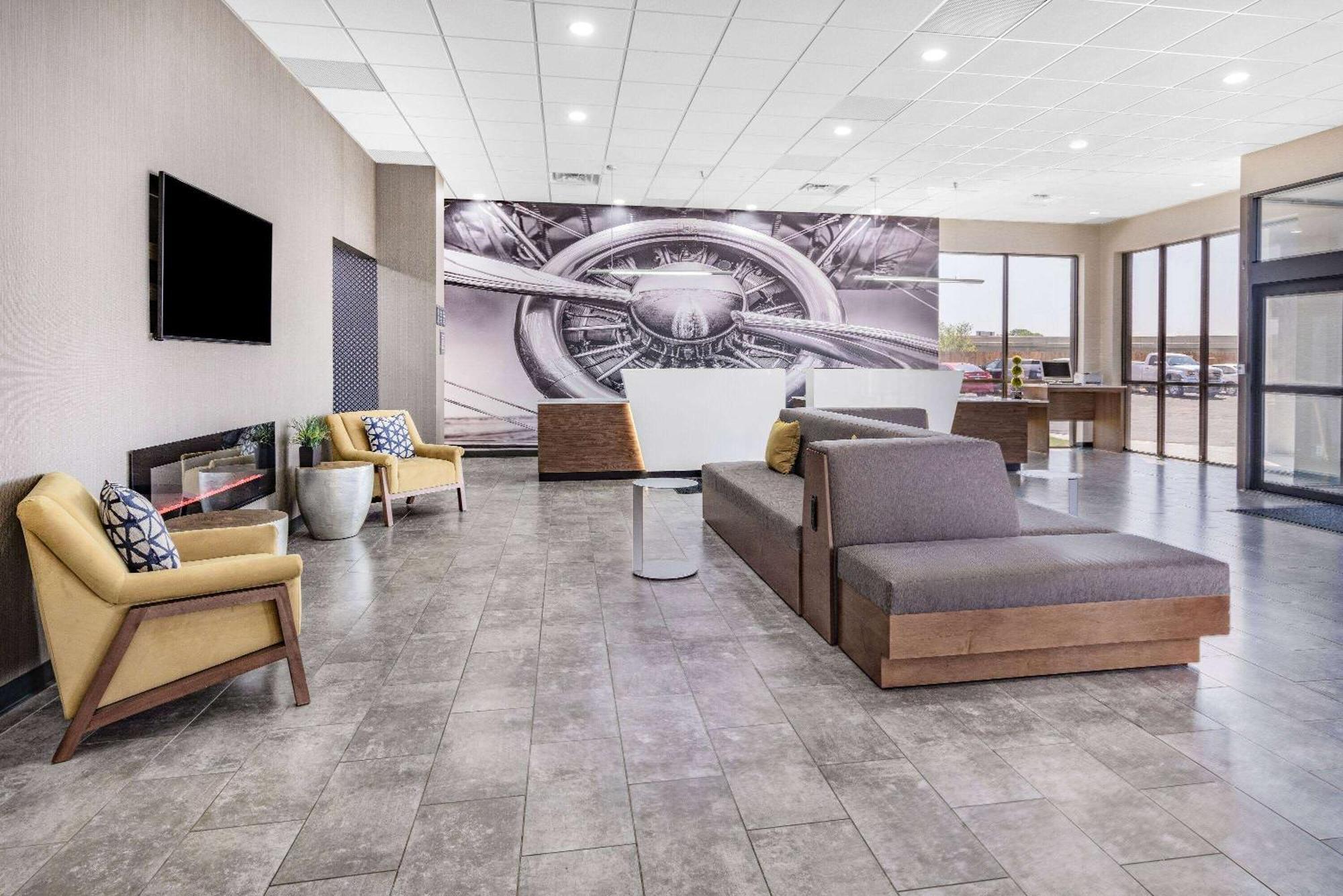 מלון Wingate By Wyndham Wichita Airport מראה חיצוני תמונה