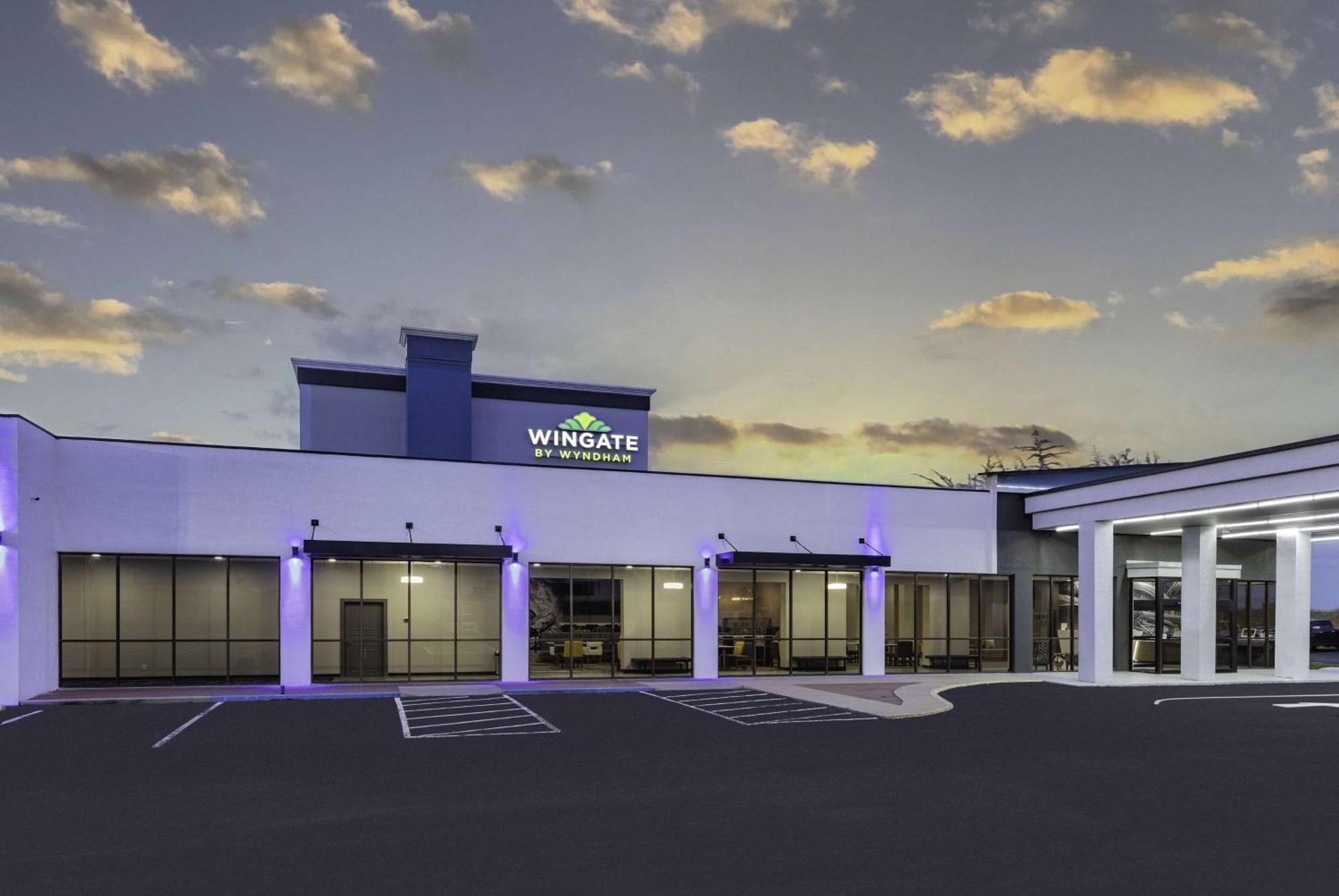 מלון Wingate By Wyndham Wichita Airport מראה חיצוני תמונה