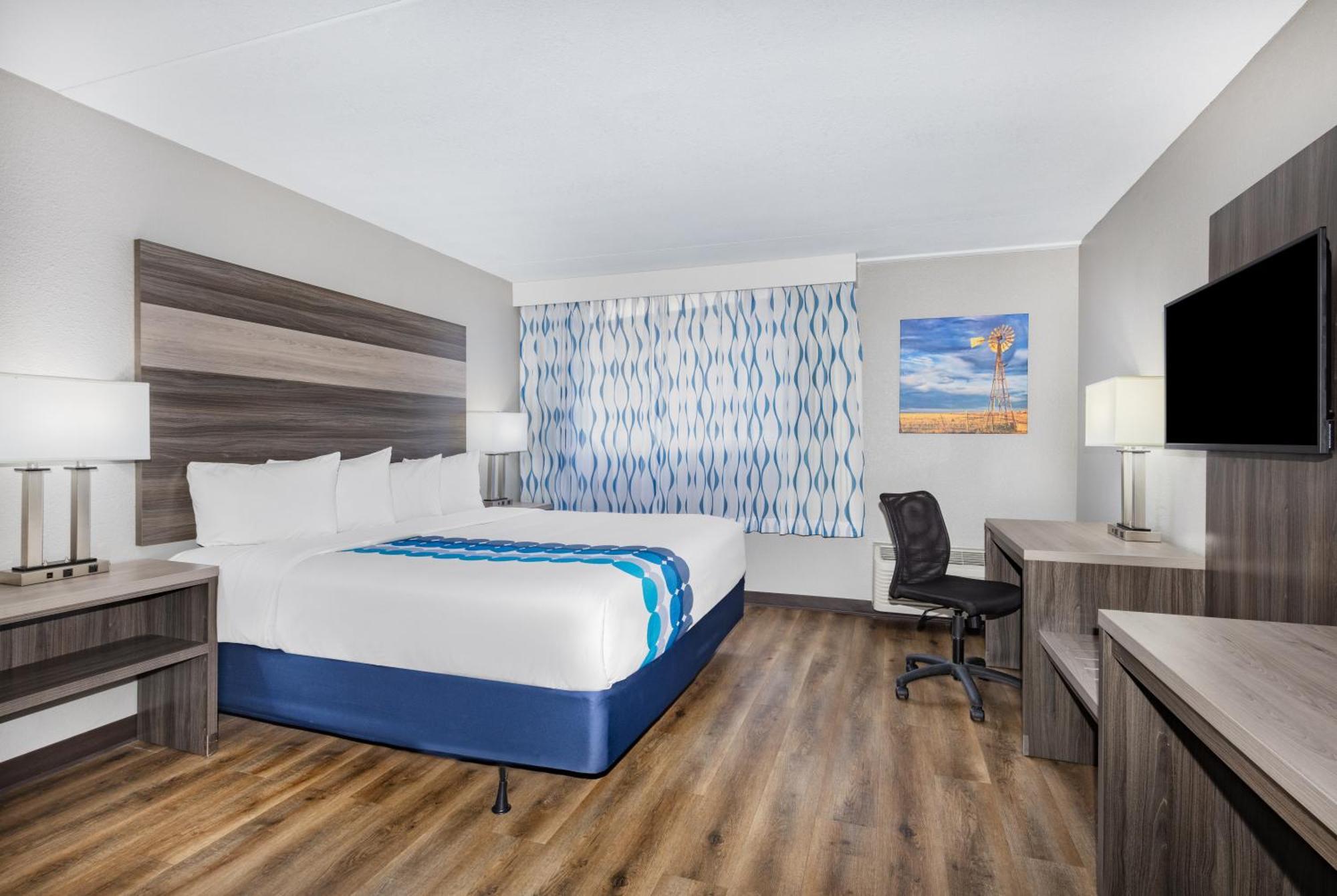 מלון Wingate By Wyndham Wichita Airport מראה חיצוני תמונה